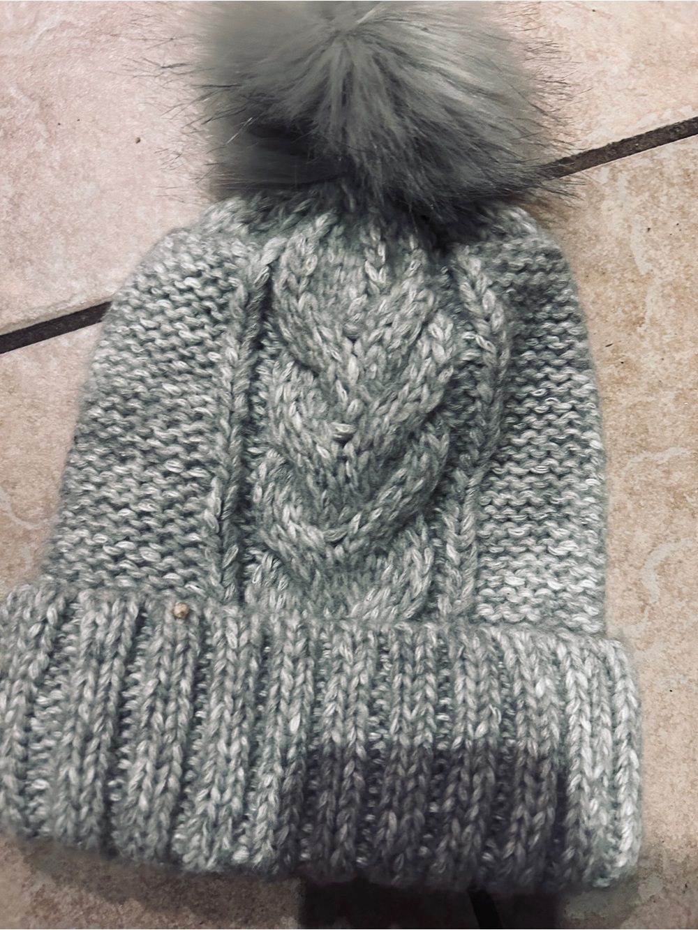 aerie Light Gray Cable-Knit Pom Beanie